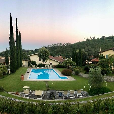Il Giardino Di Flora Otel Buti Dış mekan fotoğraf