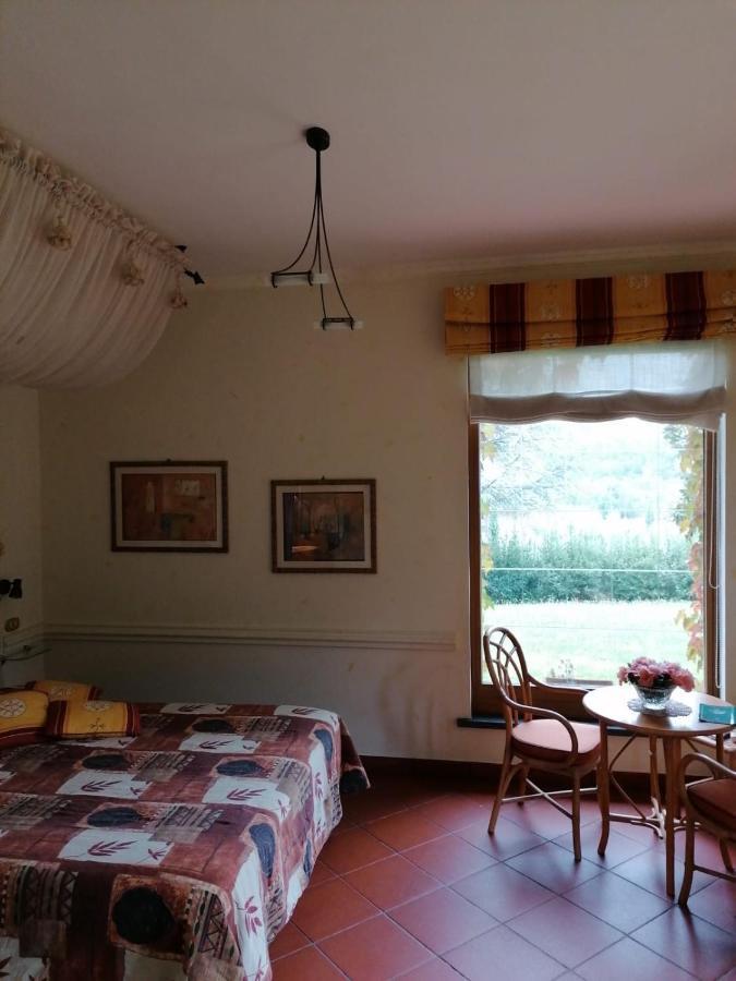 Il Giardino Di Flora Otel Buti Dış mekan fotoğraf