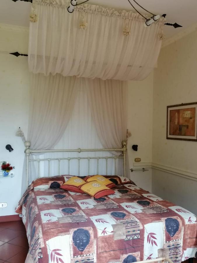 Il Giardino Di Flora Otel Buti Dış mekan fotoğraf